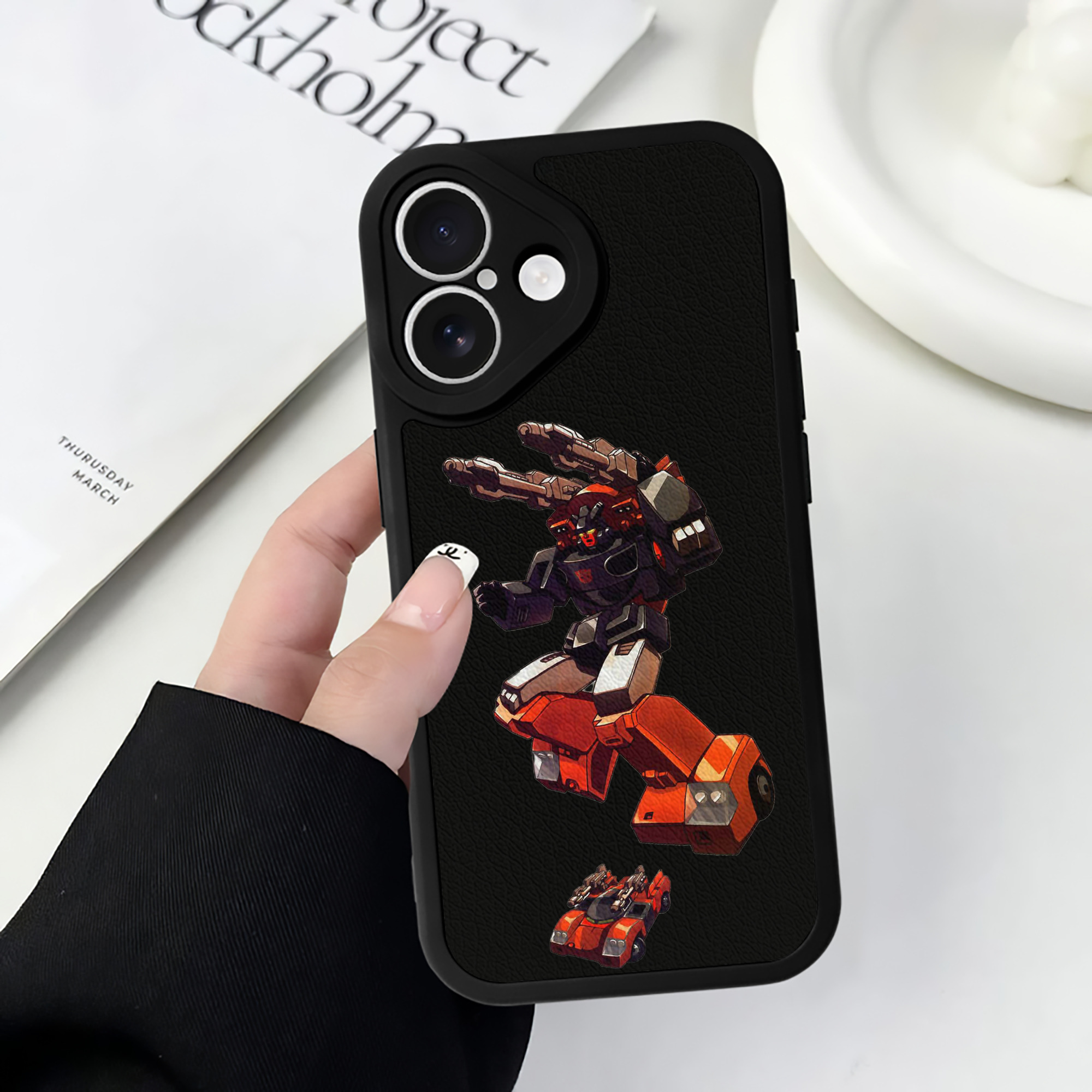 （画像用）  【iPhone 16シリーズ対応】シリコンスマホケース（レザー調） 材質：シリコン